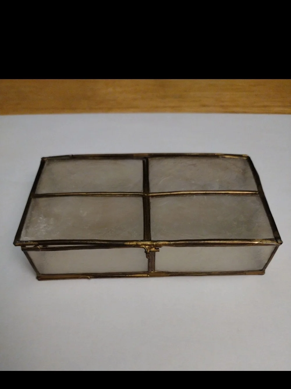 VTG Mid Century Capiz Shell Brass Lidded Hinge Jewelry Trinket Pill Stash Box